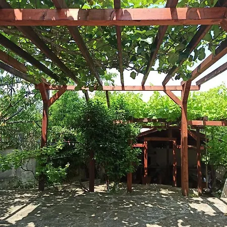 Частна квартира For Two In House Of Relax *